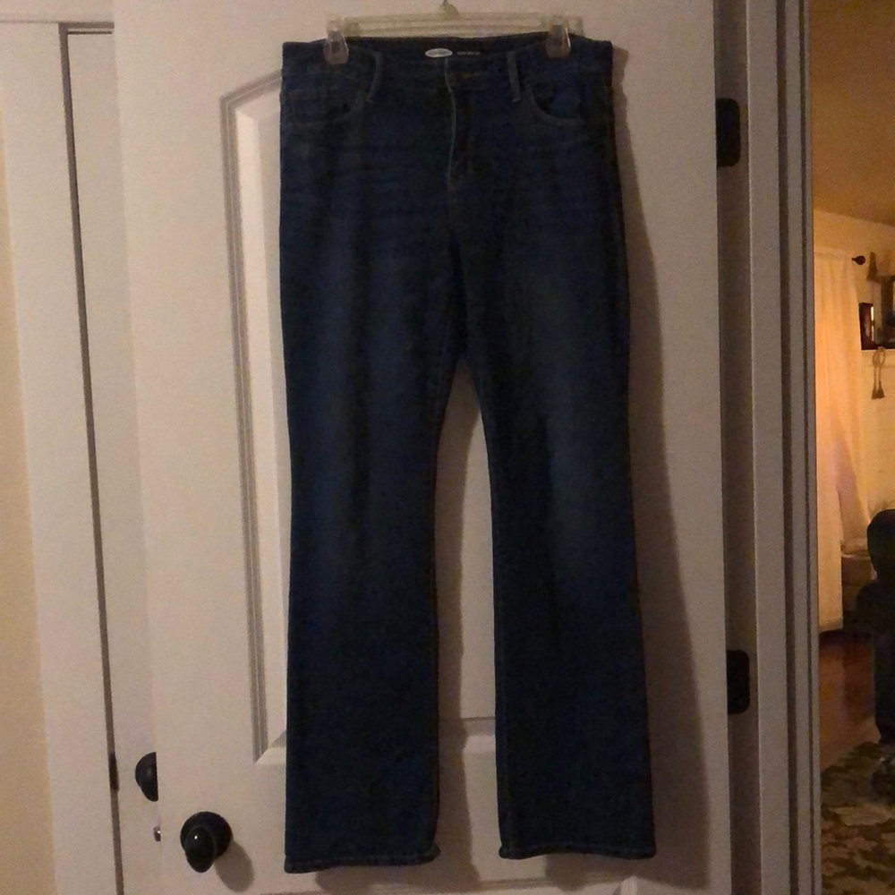 Old Navy dark wash kicker boot cut. Only worn a couple times